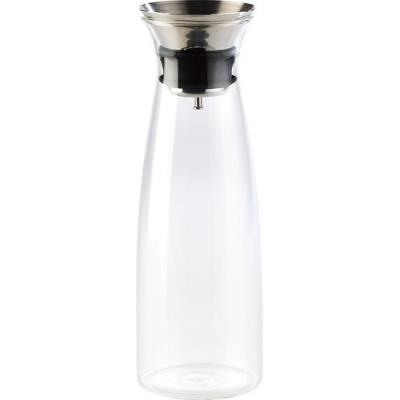 Carafe en verre avec passoire intégrée