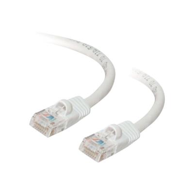 C2G Cat5e Booted Unshielded (UTP) Network Patch Cable - verbindingskabel - 5 m - wit