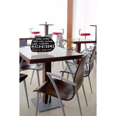 Silhouette de table en aluminium sandwich