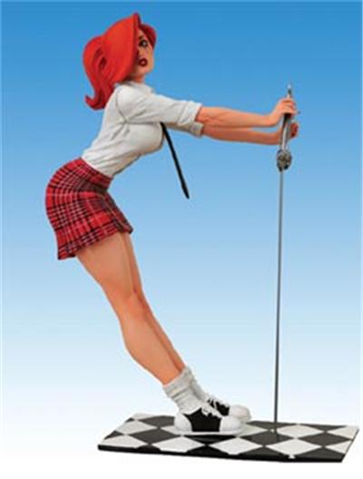 Dawn statuette Schoolgirl Red Skirt Comic Con Exclusive 19 cm