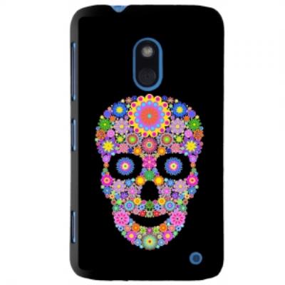 Coque noire pour Lumia 620 motif crâne en fleurs