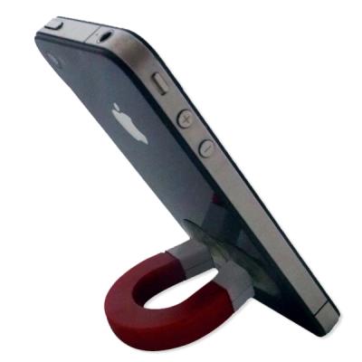 Support dock aimant à ventouses pour smartphone rouge