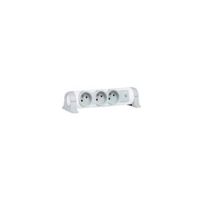 Legrand LEG50073 Rallonge bloc 3 x 2P T sans câble avec interrupteur