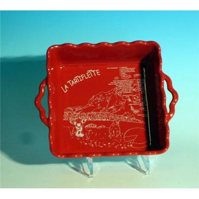 Table&cook rouge*plat ca 31 festonne*tartifl.*c31rta