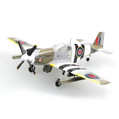 Easy Model - Modèle réduit : North American P-51B - Royal Air Force : FZ152. 1944