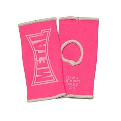 Metal boxe sous gant rose