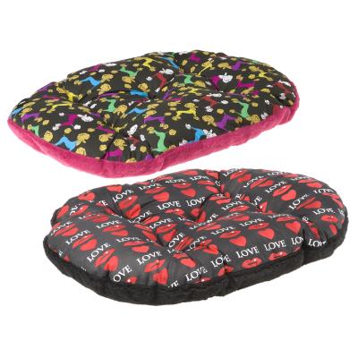 Coussin ferplast tissu et fourrure relax taille 55