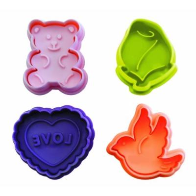 IBILI 732900 EMPORTE-PIÈCES AVEC POUSSOIR ST.VALENTINE