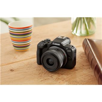 Pack Fnac Appareil photo hybride Canon EOS R100 Noir + RF-S 18-45mm f/4.5-6.3 IS STM + RF-S 55-210mm f/5-7.1 IS STM + 2eme batterie + chargeur