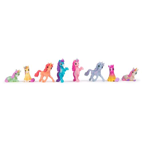 Licorne Surprise Unicorn Academy – Mini Figurine à Collectionner Avec Base Pierres Précieuses – Modèle Aléatoire – Dès 4 Ans