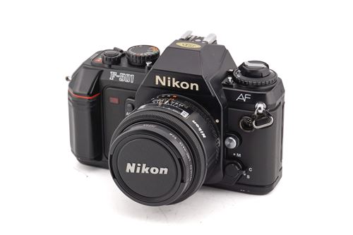 Appareil photo argentique Nikon Nikkor 50 mm Noir Reconditionné
