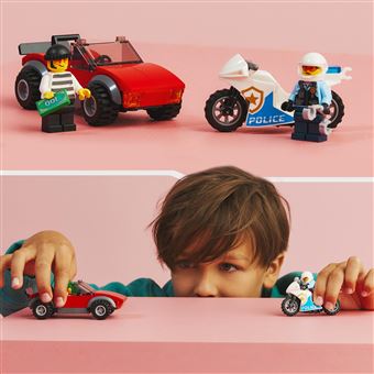 LEGO City 60392 - La course-poursuite de la moto de police