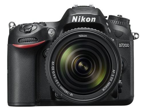 Reflex Nikon D7200 Noir + Objectif AF-S 18-140 mm VR État correct - Nikon reconditionné disponible sur Fnac