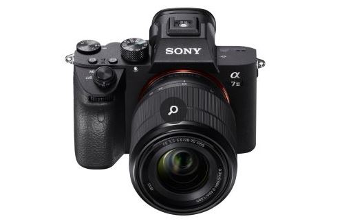Kit appareil photo hybride Sony Alpha 7 III Noir + Objectif FE 28-70 mm f/3,5-5,6 OSS II Noir