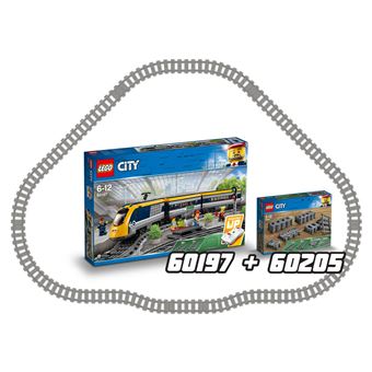 LEGO City 60197 pas cher, Le train de passagers télécommandé