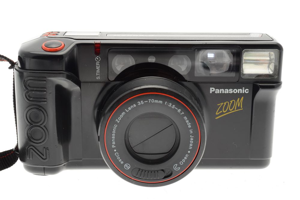 Appareil photo compact argentique Panasonic C900ZM noir — free download