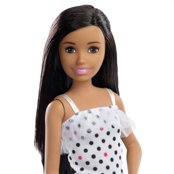 Poupée Barbie Babysitter Skipper Modèle aléatoire