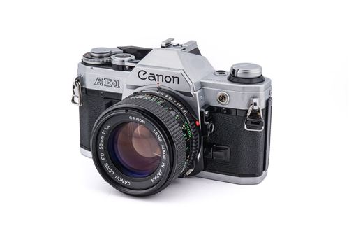 Appareil photo argentique reconditionné Canon AE-1 + 50mm f1.4 FDn Noir gris