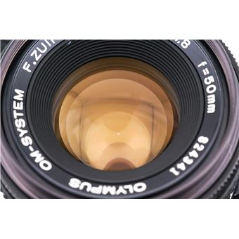 Appareil photo argentique Olympus OM-2N + 50mm f1.8 F.Zuiko Auto-S