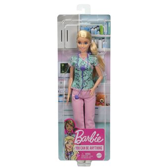 Dressing barbie