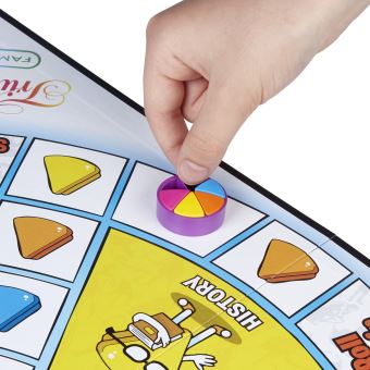 Trivial Pursuit Family Edition - Great Escape Books - View #9
