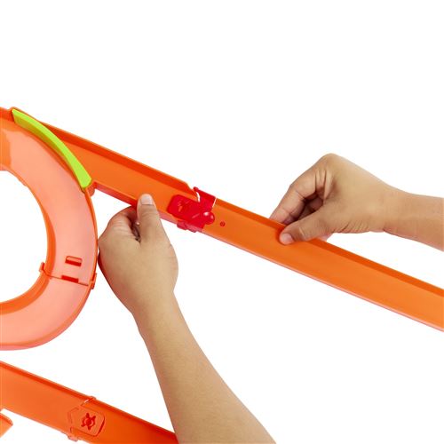Hot Wheels Coffret Piste Looping Et Saut Multi Crash – Piste Pliable, Adaptateurs Speed Snap, Voiture 1/64 Incluse