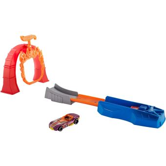 Hot Wheels Piste De Lancement Défi Cascades – Coffret Avec Propulseur, Voiture Incluse, Circuit Orange, Dès 3 Ans