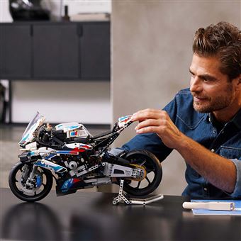 LEGO® Technic™ 42130 BMW M 1000 RR