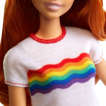 Poupée Barbie Fashionistas T-shirt arc en ciel