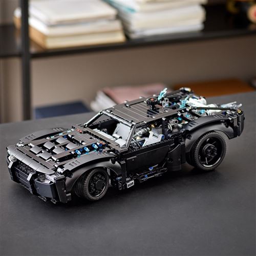 LEGO® Technic 42127 La Batmobile™ de Batman - Main Image