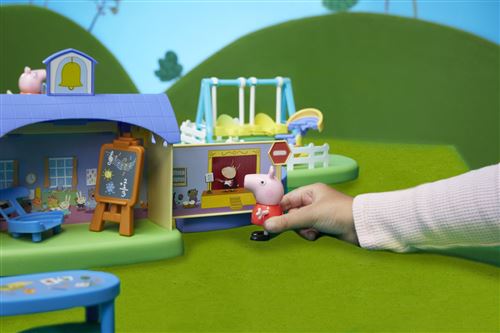 Peppa Pig Le circuit en ville de Peppa avec piste ajustable