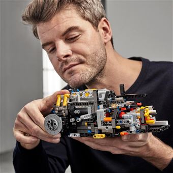 Soldes LEGO Technic - Bugatti Chiron (42083) 2024 au meilleur prix