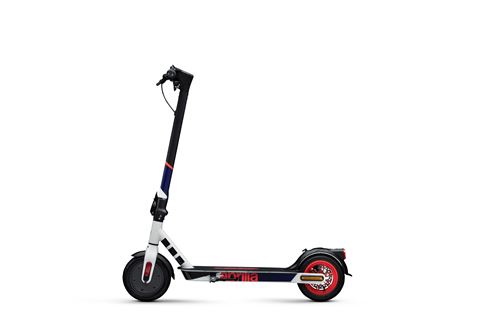 Trottinette électrique Aprilia ESRZ 450 W Noir et Rouge