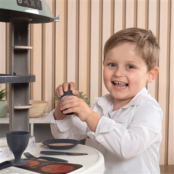 Cuisine enfant Smoby aux couleurs douces et au design épuré