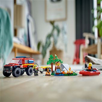 LEGO® City 60412 Le camion de pompiers 4x4 et le canot de sauvetage