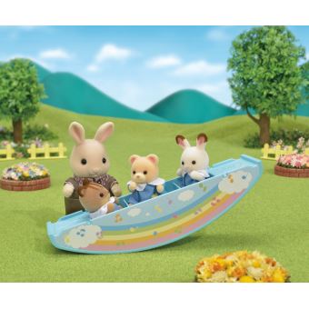 Playset Sylvanian Families Le bus arc-en-ciel des bébés