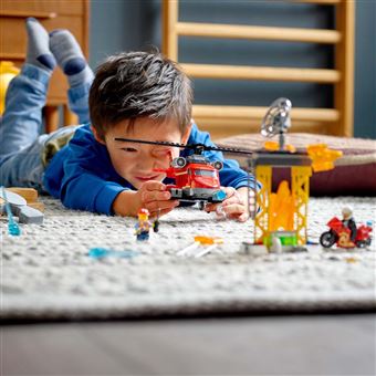 LEGO® City 60281 L’hélicoptère de secours des pompiers