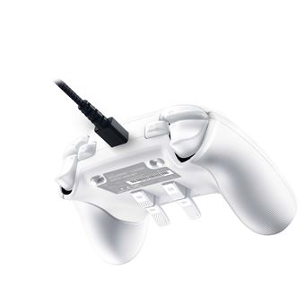 Manette filaire Razer Wolverine V2 Chroma Blanc pour Xbox Series