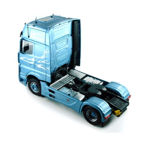 Maquette camion : Mercedes Benz Actros Gigaspace Italeri