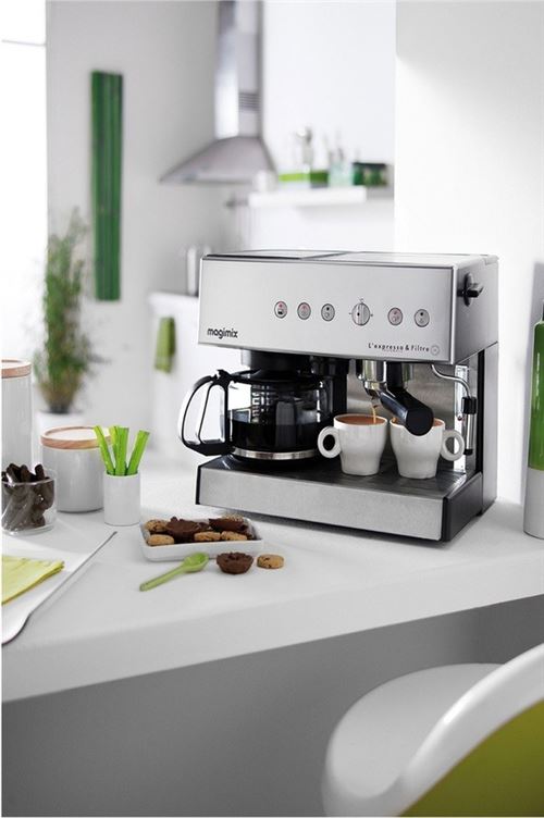 Machine à Café Expresso Automatique Chromé Mat pour café moulu & dosettes -  11414 - MAGIMIX