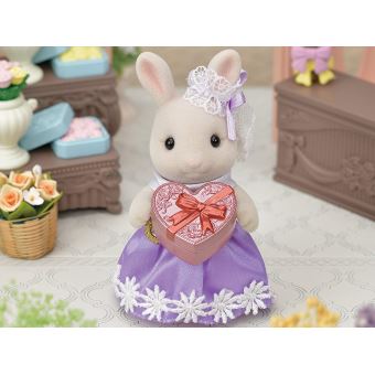 Figurine Sylvanian Families La grande sœur lapin crème