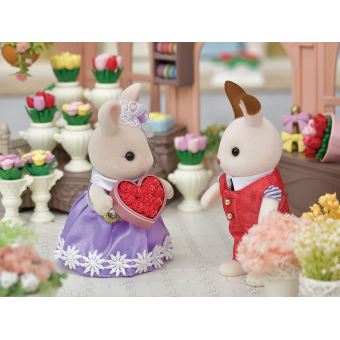 Figurine Sylvanian Families La grande sœur lapin crème