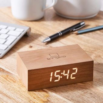 Réveil Gingko Flip Click Clock Cerise