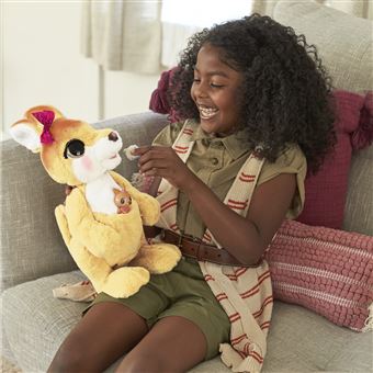 Peluche interactive Furreal Friends Mama Josie Le Kangourou