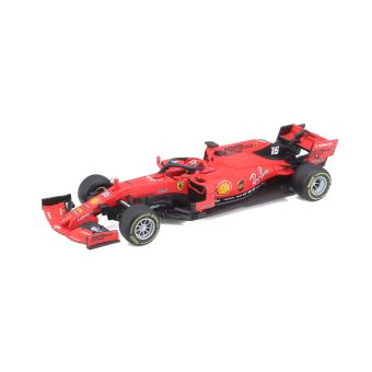 Voiture Bburago Ferrari 2018 F1 avec casque Leclerc 1:43