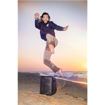 La Vegas reprend la signature sonore Klipsch avec son tweeter a compression et son haut-parleur de 5,25 pouces permet d''obtenir un son clair et precis, avec des basses profondes malgre la taille compacte de l''enceinte. La puissance sonore atteint 95 dB