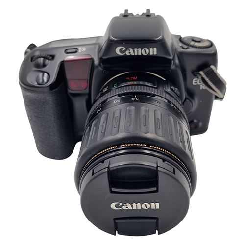 Canon EOS R10 + 18-150 mm - Appareil photo hybride Canon sur Canon EOS R10 + 18-150 mm - Appareil photo hybride Canon sur