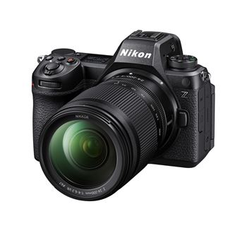 Appareil photo hybride Nikon Z6 III + Z 24-200mm f/6,3-4 Noir