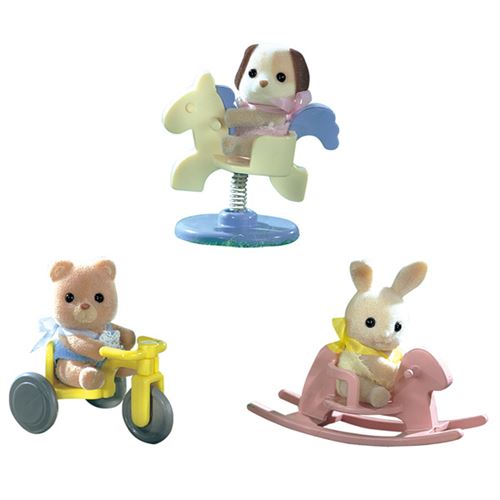 Sylvanian Family 4391 : Valisette figurine avec accessoire - Jeux et jouets Sylvanian  Families - Avenue des Jeux