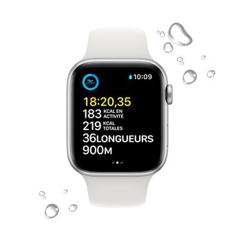 Apple Watch SE GPS 2ème génération, boîtier Aluminium Argent 44mm avec Bracelet Sport Blanc